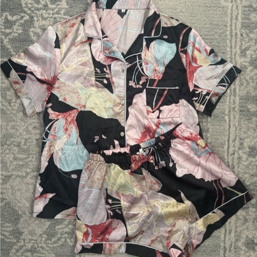 SHEIN Floral Print Women's Pajama Set